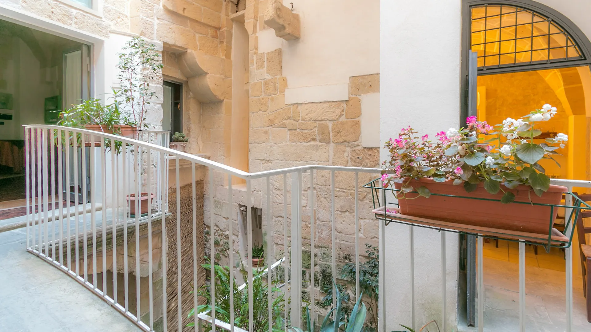 Chiesa Greca B&B Suites 莱切 4*,  意大利