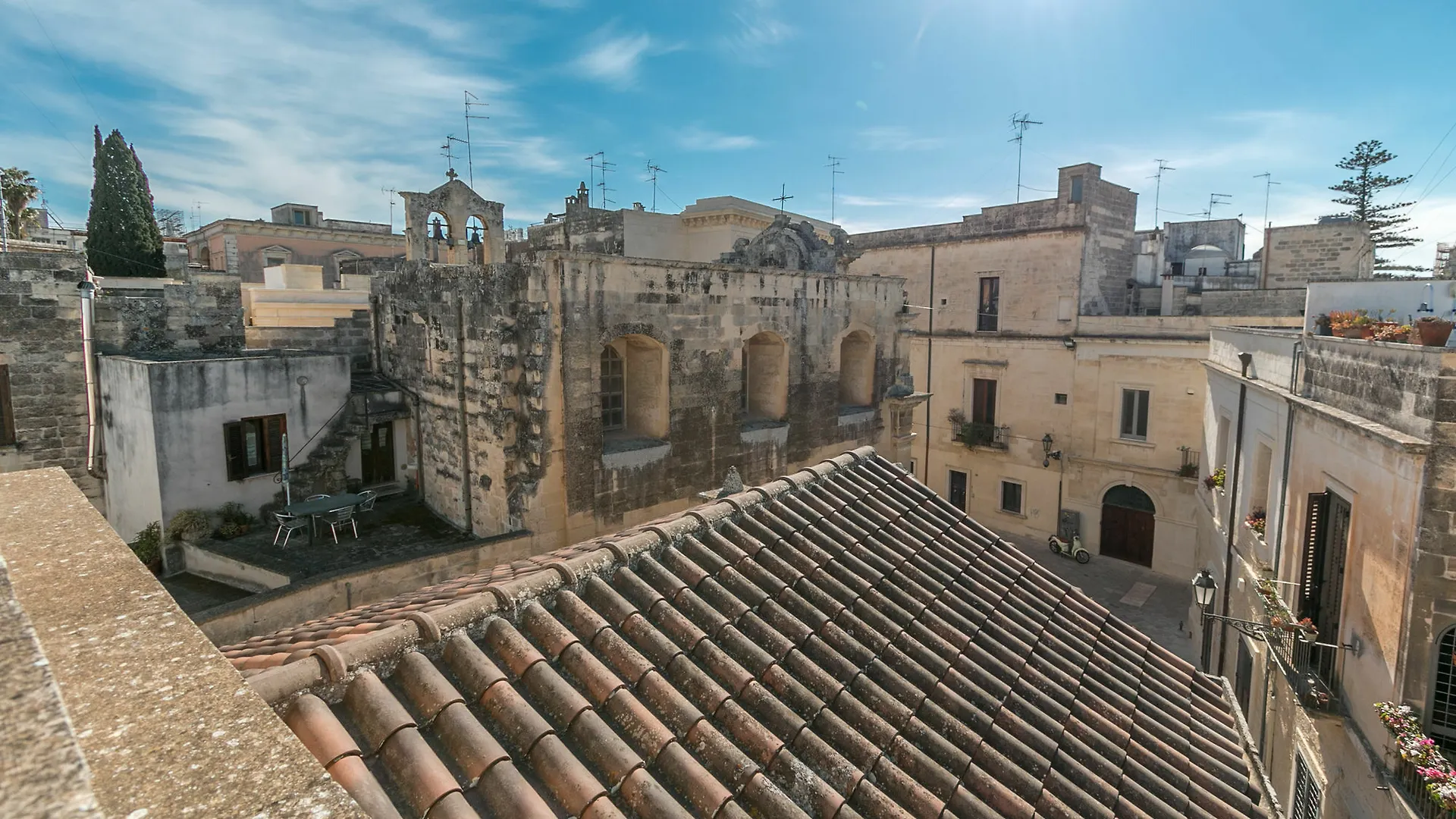 Chiesa Greca B&B Suites 莱切 酒店